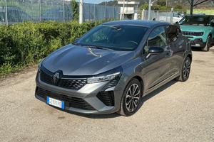Renault Clio TCe 90 CV Techno 5p