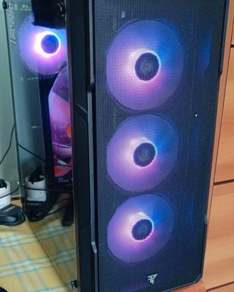 PC da Gaming AMD Ryzen 5 8400F e 32 GB di Ram ddr5