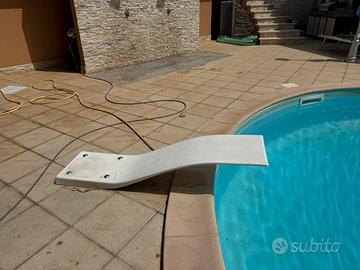 Accessori piscina- Trampolino e cascata acqua