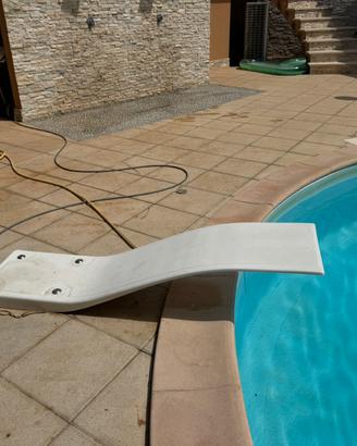 Accessori piscina- Trampolino e cascata acqua