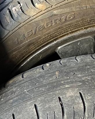 Cerchi e gomme