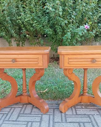 Coppia comodini in legno massello metà Novecento 