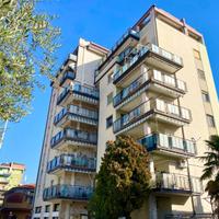 ULTIMO PIANO: APPARTAMENTO ESCLUSIVO DI OLTRE 1...