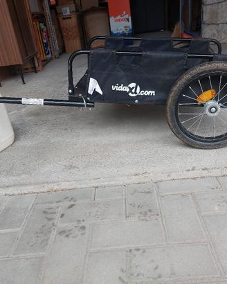 Piccolo rimorchio per bicicletta 