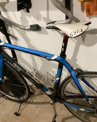 Bici da corsa in carbonio
