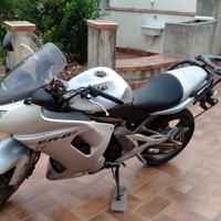 Kawasaki Er6f tenuta benissimo