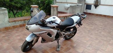 Kawasaki Er6f tenuta benissimo