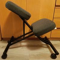 SEDIA CON APPOGGIO GINOCCHIA