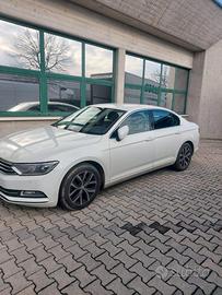 VW PASSAT 2.0 TDI DSG BERLINA