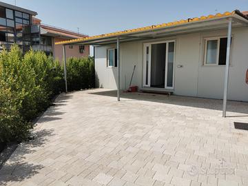 prefabbricato indipendente panoramico arredato vv
