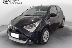 Toyota Aygo 5p 1.0 x-play 72cv