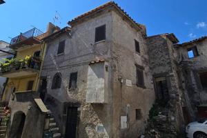 Appartamento di 120 m² con 4 locali a Vicovaro
