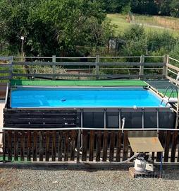 Piscina fuori terra con pompa a sabbia e accessori