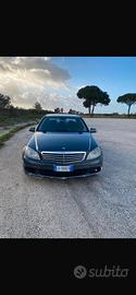 Mercedes c220 w204 anno 2009