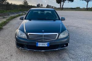 Mercedes c220 w204 anno 2009