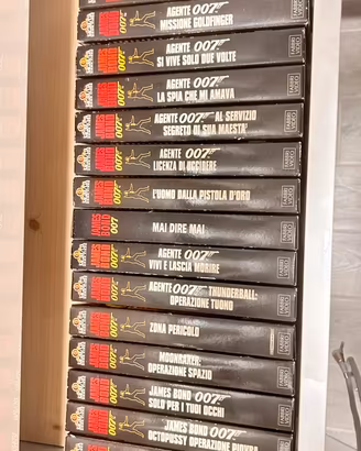 Collezione VHS James Bond 007 - Fabbri Editori