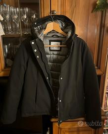 piumino nero invernale