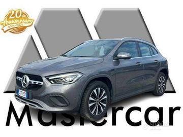 MERCEDES-BENZ GLA 250 GLA e phev (eq-power) Busi