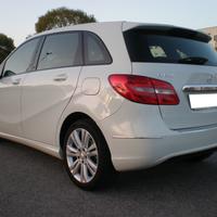 Mercedes classe B 1.5 td 110 cv, da vetrina