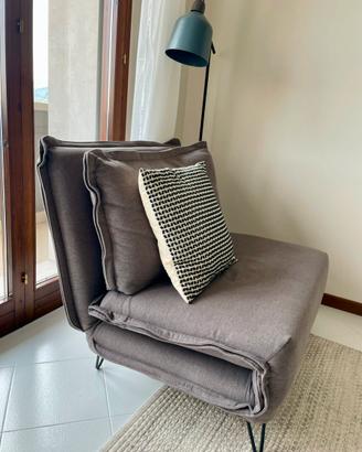 Poltrona letto Kave Home design