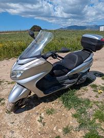 Scooter Majesty 400