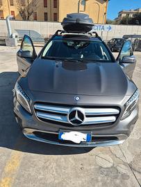 MERCEDES GLA 200