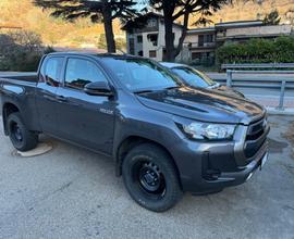 Toyota Hilux 2.4 D-4D 4WD 2 porte Single Cab Comfo