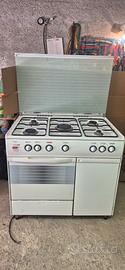 cucina 5 fuochi a gas