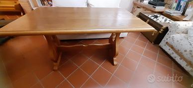 Tavolo in legno massello  stile arte  rustico