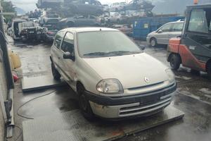 RENAULT CLIO 1.2 B 2001 D7FG7  PER RICAMBI