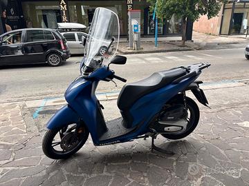 Honda SH 125 ABS usato con bauletto + antifurto
