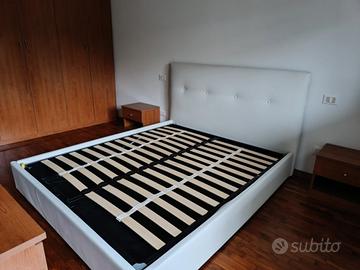 Camera da letto matrimoniale completa