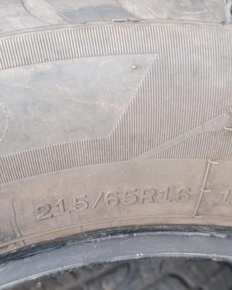gomme auto 4 stagioni