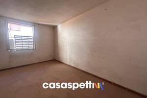 Casa indipendente di 442 m² con più di 5 locali e 