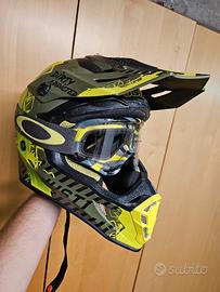 casco enduro just 1 e maschera oakley