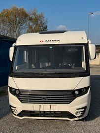Privato vende motorhome Adria