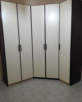 armadio angolare 5 ante