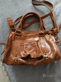 borsa marrone  balenciaga simile 