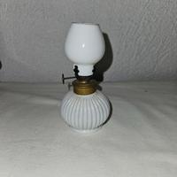 Lume antico da comodino