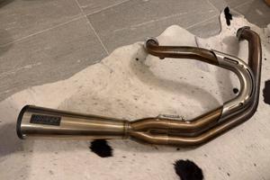 Vance & Hines Upsweep 2-into-1 Stainless Brushed