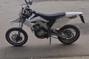 Moto HM 125 AT 2015