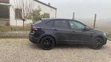 Volkswagen Taigo R-Line 01/24