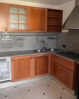Cucina completa di Elettrodomenstici