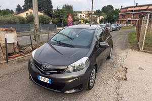 Toyota Yaris 1.4 D-4D 5 porte Lounge NEOPATENTATI
