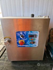 Tritacarne professionale refrigerato