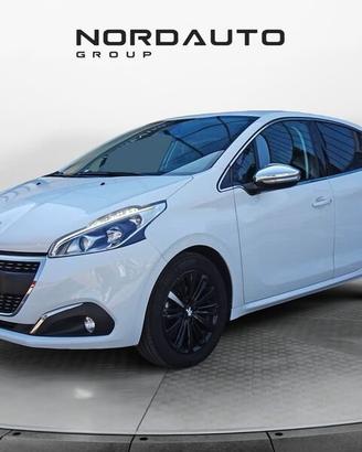 Peugeot 208 PureTech 82 5 porte Allure