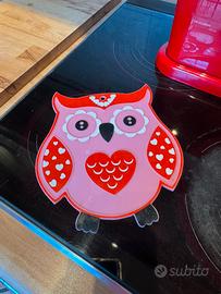 Sottopentola a forma di civetta rosa e rossa