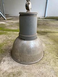 Lampade capannone