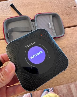 NETGEAR Nighthawk M1 MR1100 Router 4G LTE