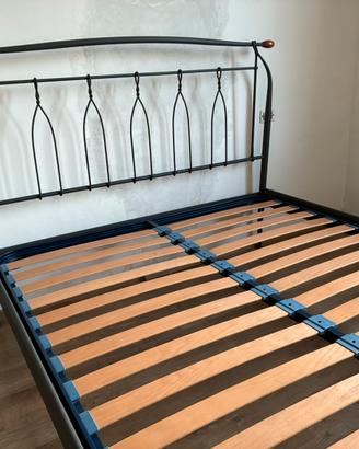 Letto matrimoniale